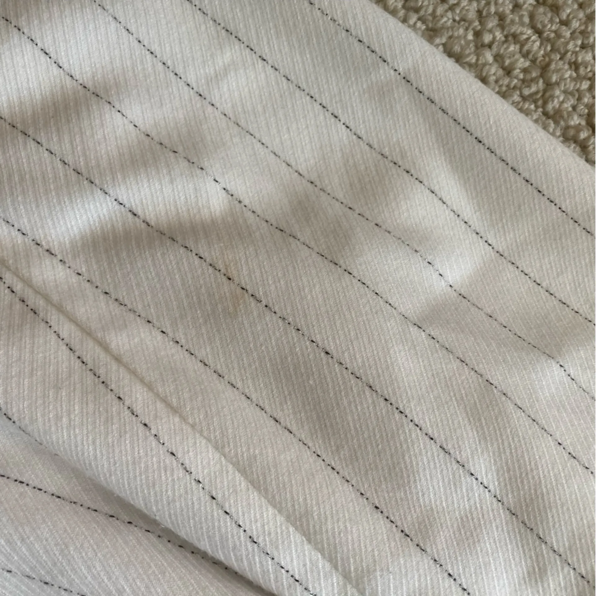 White House Black Market White Pinstriped Blazer Size 6 Suit Coat Soft EUC - Image 3