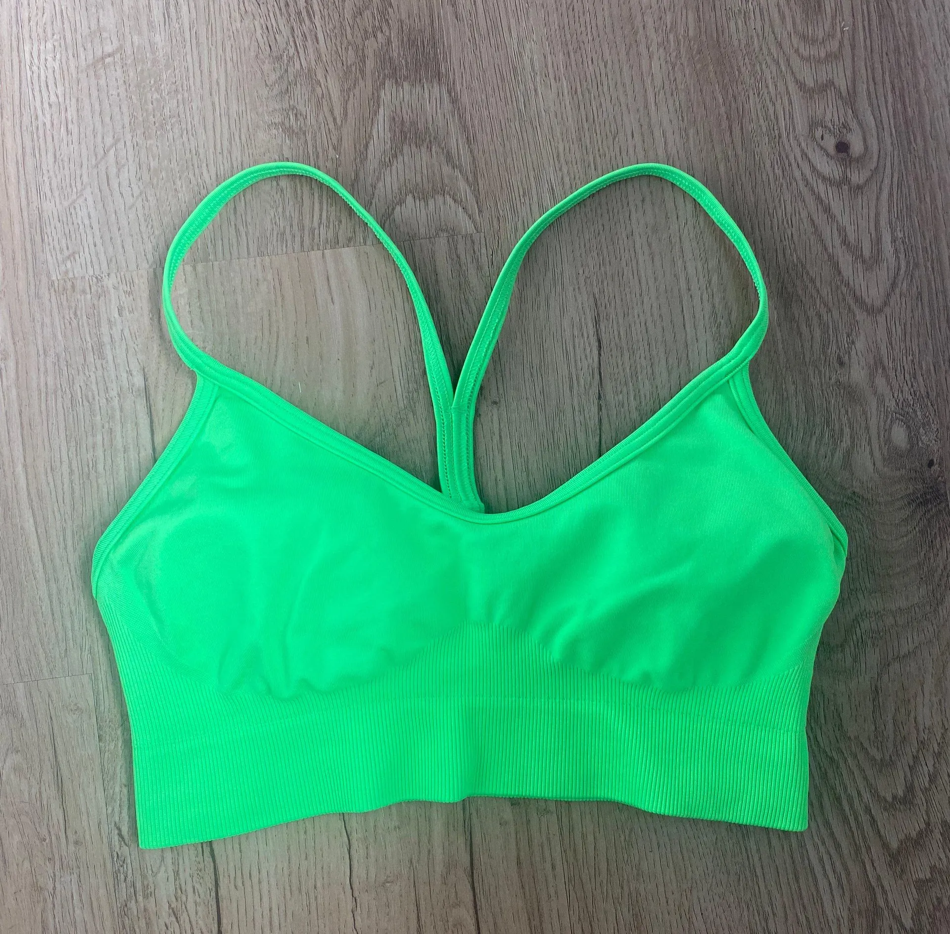 Seamless Green Sports Bra - Image 4