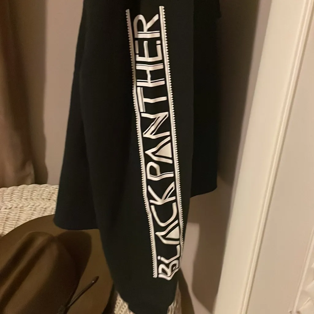 Cropped Black‎ Panther Hoodie XL Black - Image 3