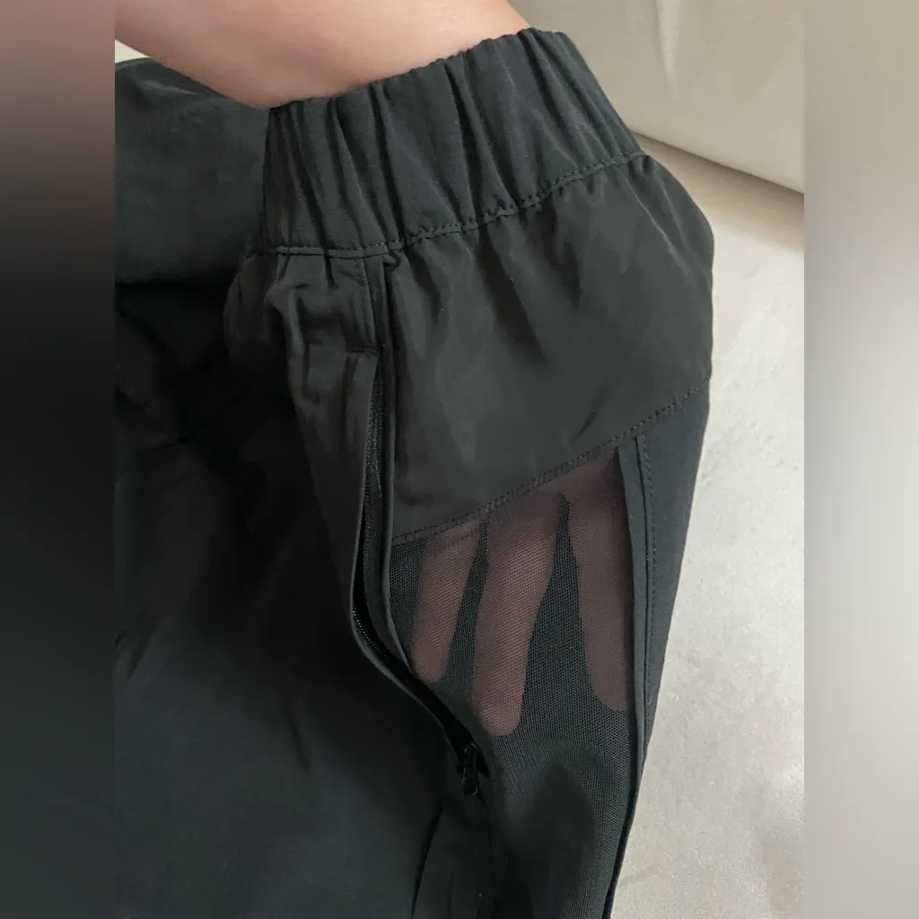 Alo Yoga NWOT High Waisted Origin Wide Leg Track Pants Black Size M - Image 12