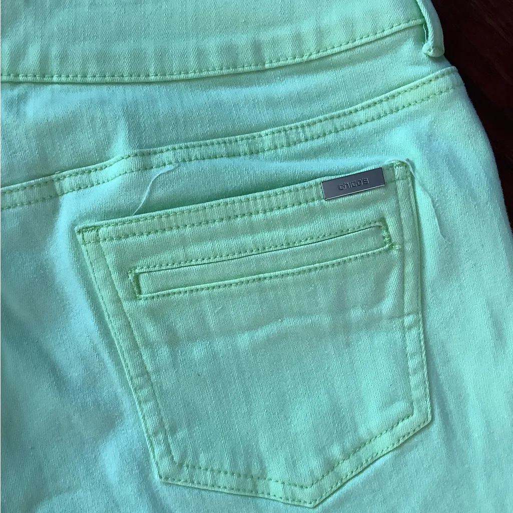 Chicos capri jeans- dressy 💚💚💚 - Image 14