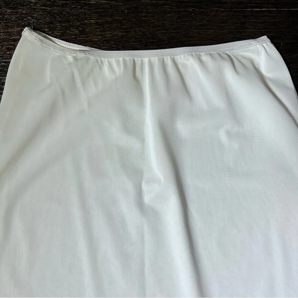 Vintage Deena Fine Lingerie White Embroidered Skirt Slip Size M - Image 2
