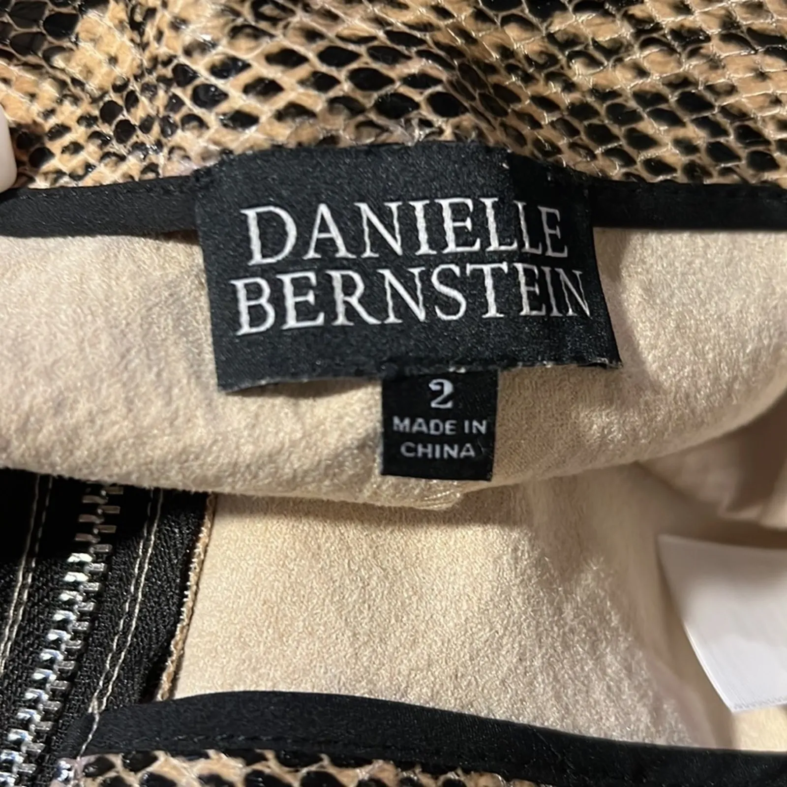 Danielle Bernstein Faux-Snakeskin High Rise Pants Size 2 NWT - Image 8