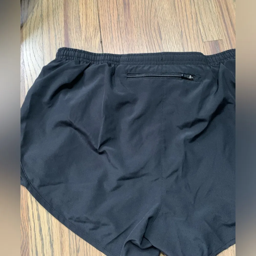 Nike black shorts medium - Image 6