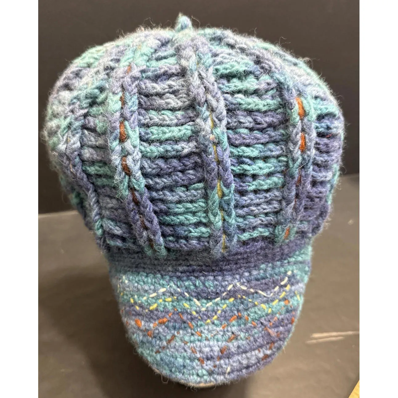 Newari Icelandic Design Chunky Knit Crochet Style French Multicolor Y2K Beret - Image 9