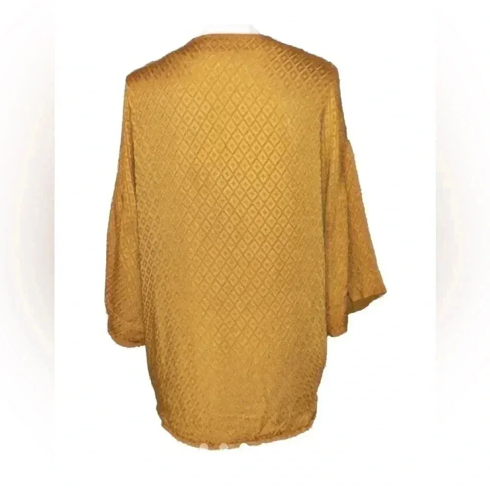 A New Day open front shrug S/M - Image 3