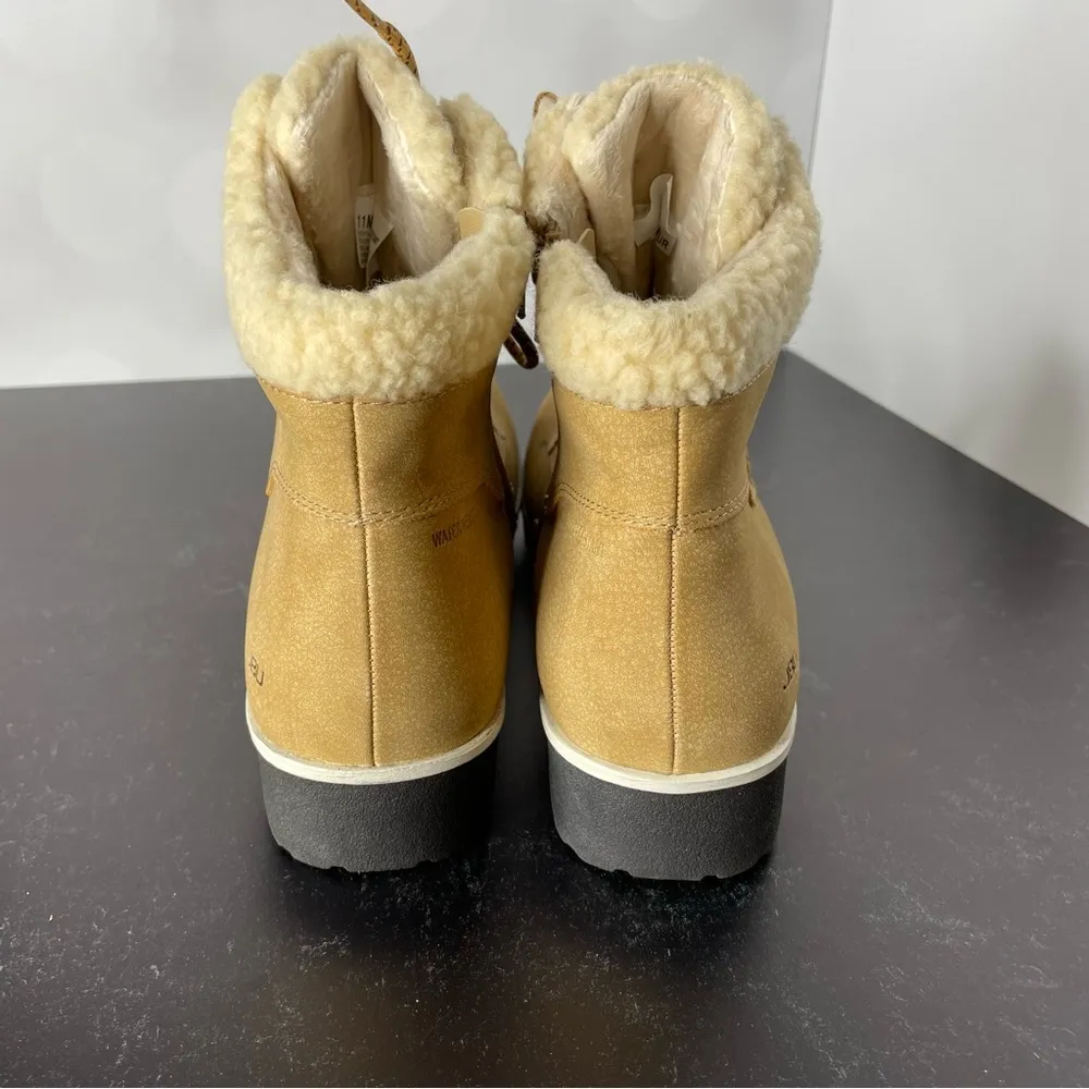 JBU Women's Blue Creek Water-Resistant Lace-Up Booties Tan Sz 11 - Image 7