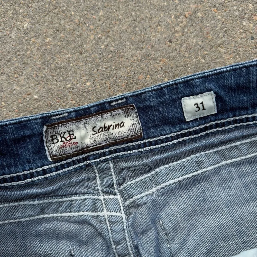 Buckle BKE Sabrina Crop Capri Blue Denim Jeans Size 31 Style BPL1013 - Image 5