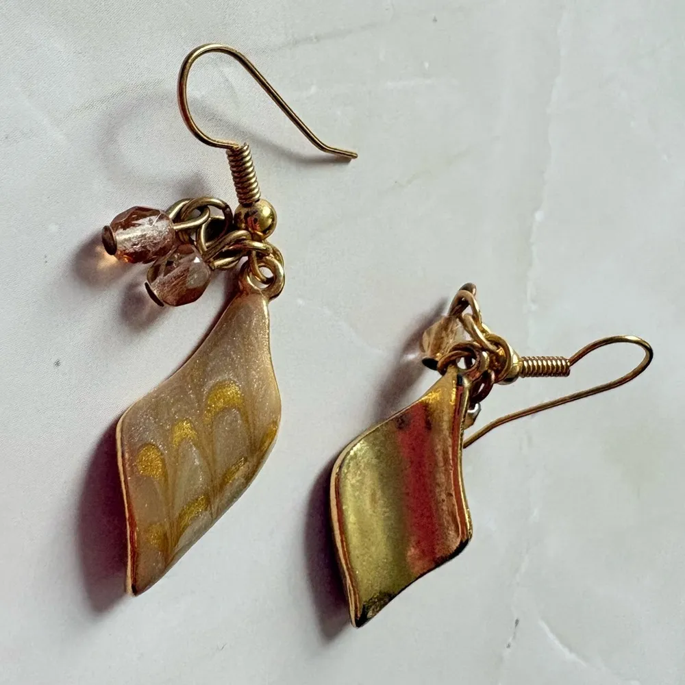 Vintage Chartreuse Enamel Dangly Beaded Hook Pierced Earrings Gold - Image 4