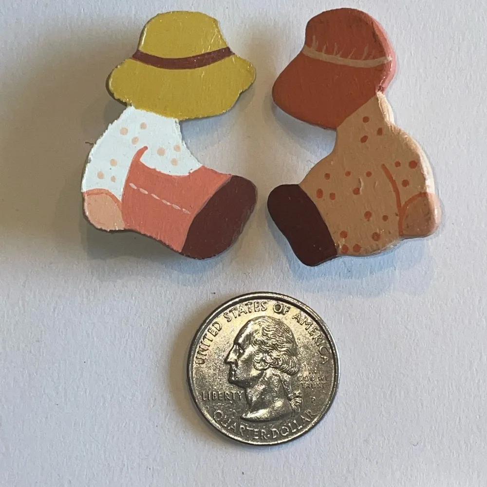 Vintage Wooden Amish Boy Girl Painted Boho Brooches Pins - Image 2