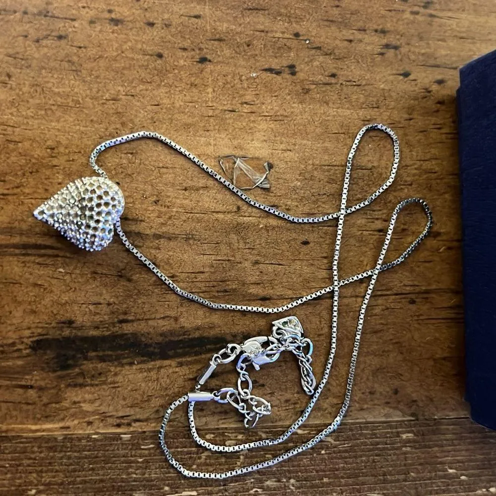 Swarovski silver color heart necklace - Image 4