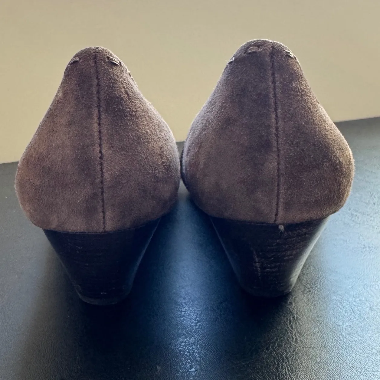 90s Vintage Franco Sarto Womens Suede Leather Slip on Button Mary Janes sz 9 Y2K Brown - Image 4