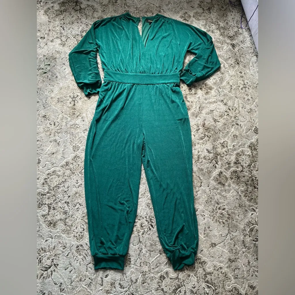 ALEXIA ADMOR DRESSY JUMPSUIT 💚💚 - Image 3