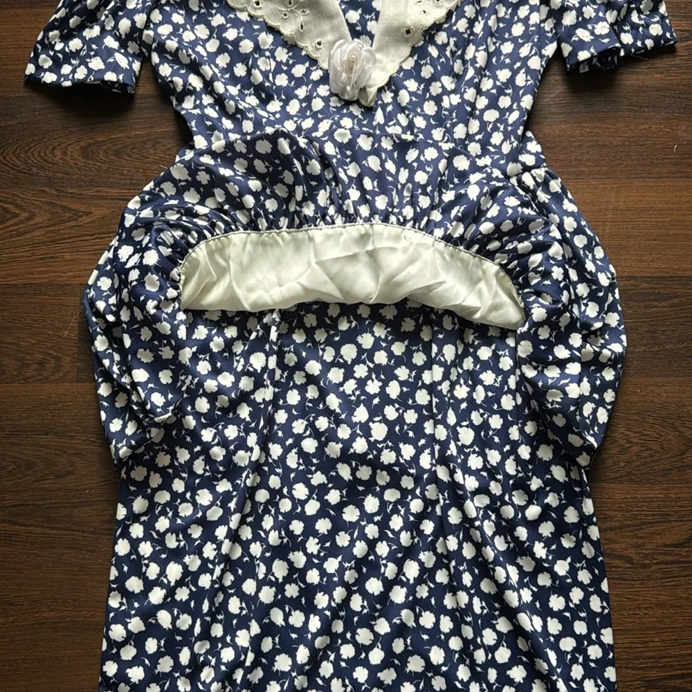Vintage Peplum Bib Collar Dress Floral Navy 14P - Image 2
