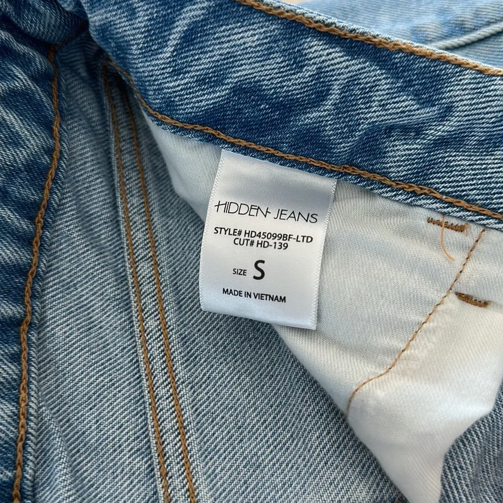 Hidden Jeans Denim Shorts - Image 4