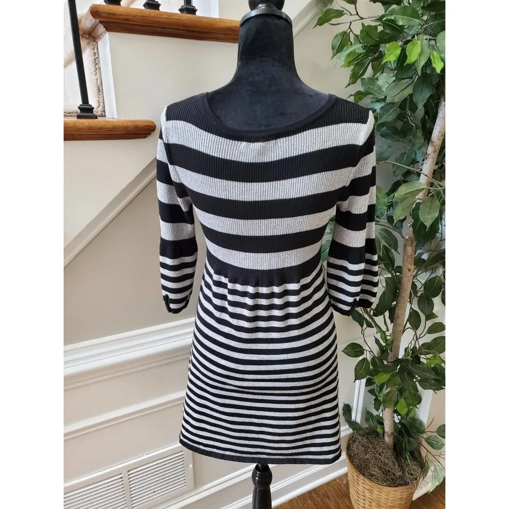 Liv Women Black & White Acrylic Long Sleeve Scoop Neck Knee Length Knit Dress M Size M - Image 8