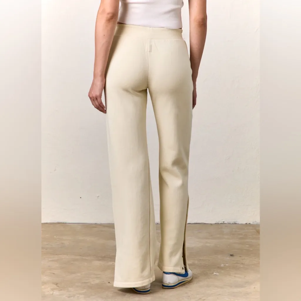 NSF WOMENS RAMONA COZY FLEECE WARMUP
SWEATPANT SMALL - Image 4