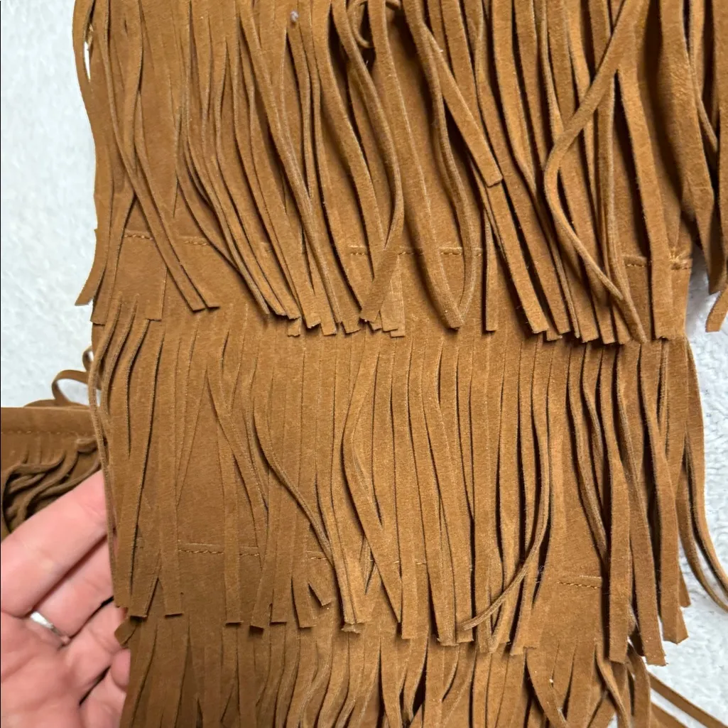 Fringed Moccasin Style Tan Women's Boots SIZE 7.5M - Image 5