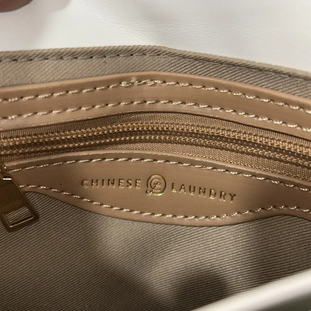 Chinese Laundry Crossbody - Image 7