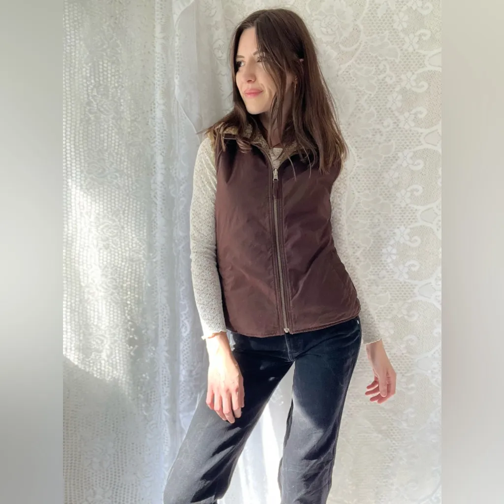 Y2K GAP Reversible Faux Fur Puffer Vest Brown Fuzzy Sherpa Zip Up - Image 2