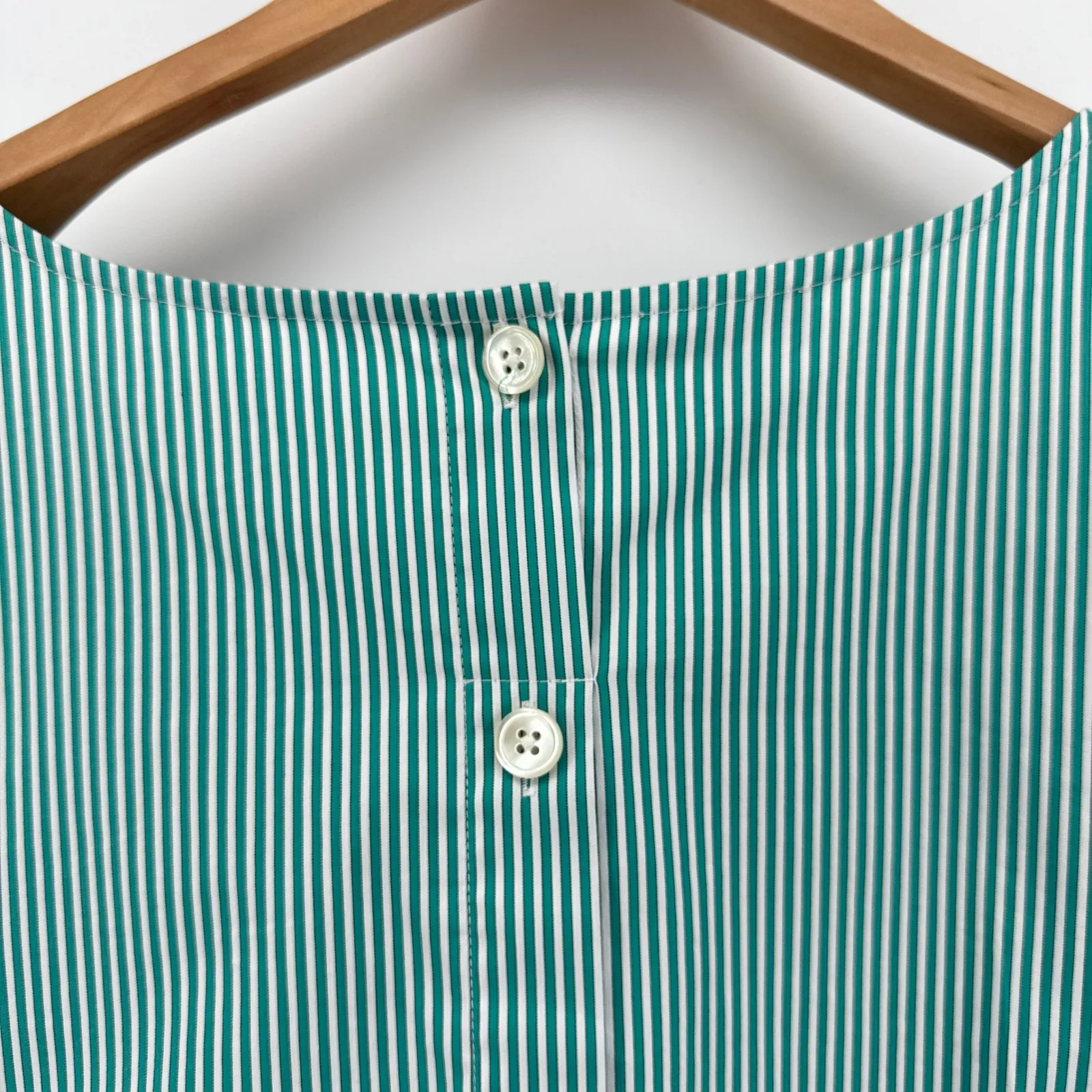 Talbots Women's Tie Sleeve Poplin Striped Boat Neck Long Sleeve Blouse Top Large - Image 5