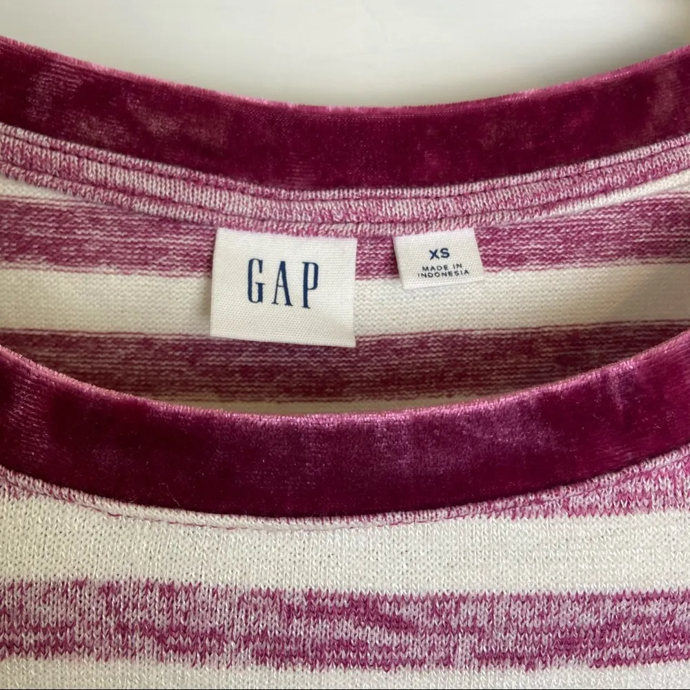 Gap Softspun Striped Tee Shirt W/Velvet Cuffs.  Size XSmall. - Image 4
