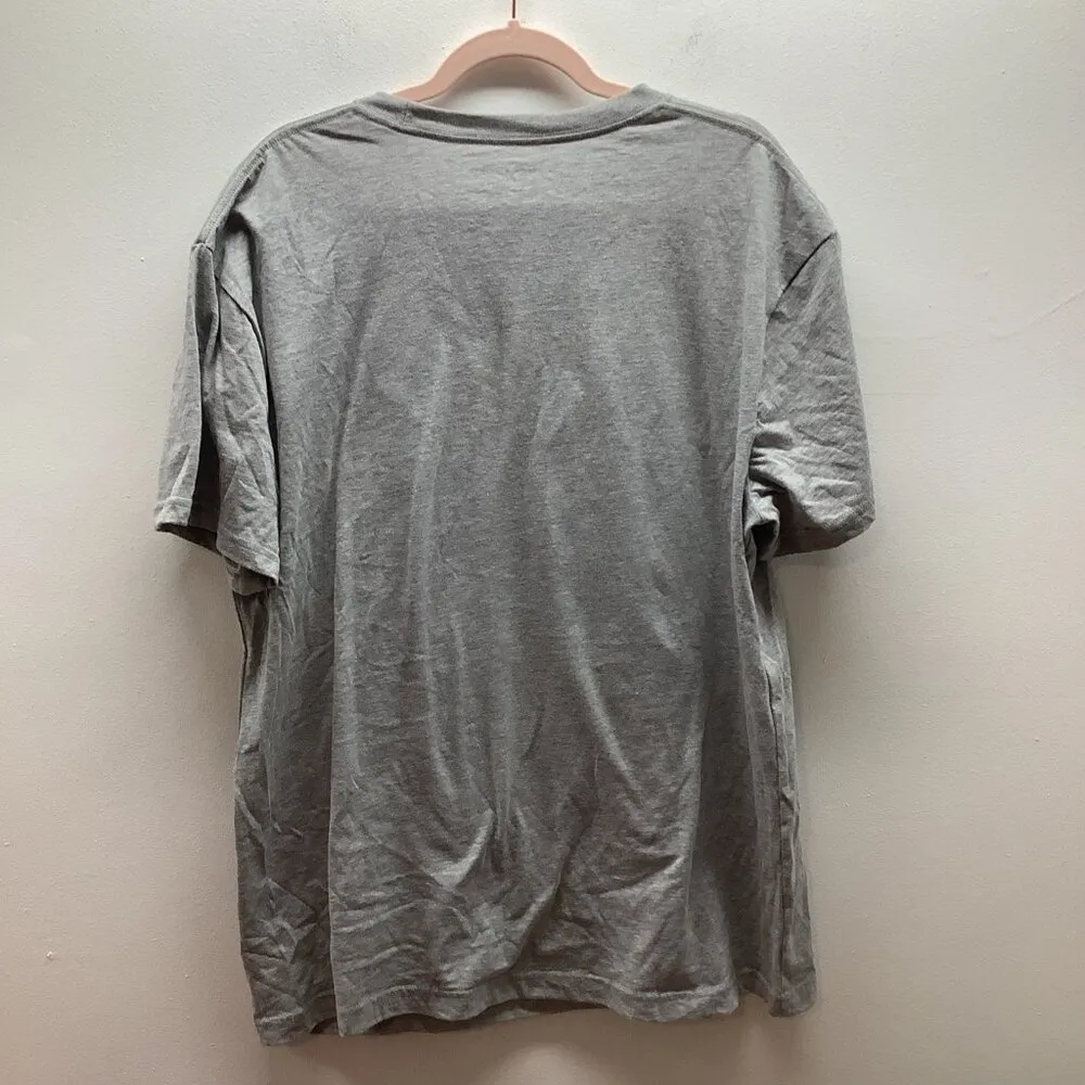 Mean Girls Christmas Is So Fetch T-shirt Size XL New With Tags - Image 4