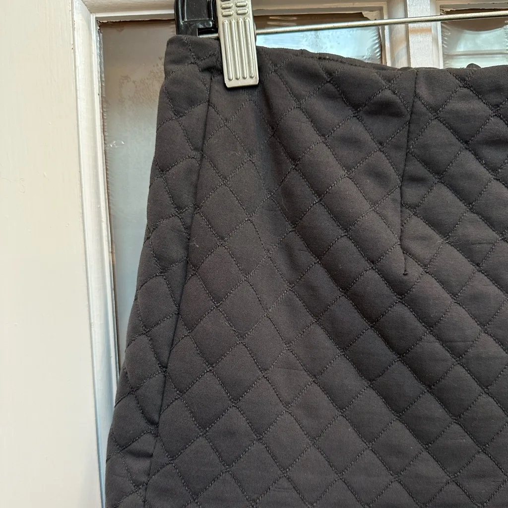 David Lerner Quilted Soft Black Stretch Ruffle Flounce Swing Mini Skirt Size L - Image 3