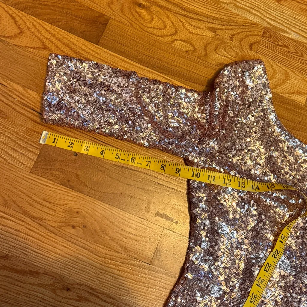 Lulus Women’s Medium Gold Sequin 3/4 Sleeve Bodycon Mini Dress Cocktail Party - Image 7