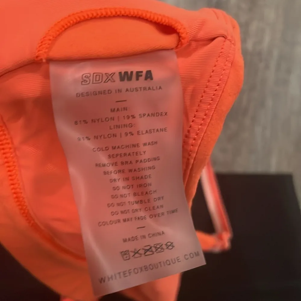 Sarah Days x White Fox Reboot Ignite Leggings Sports Bra Orange Small - Image 5