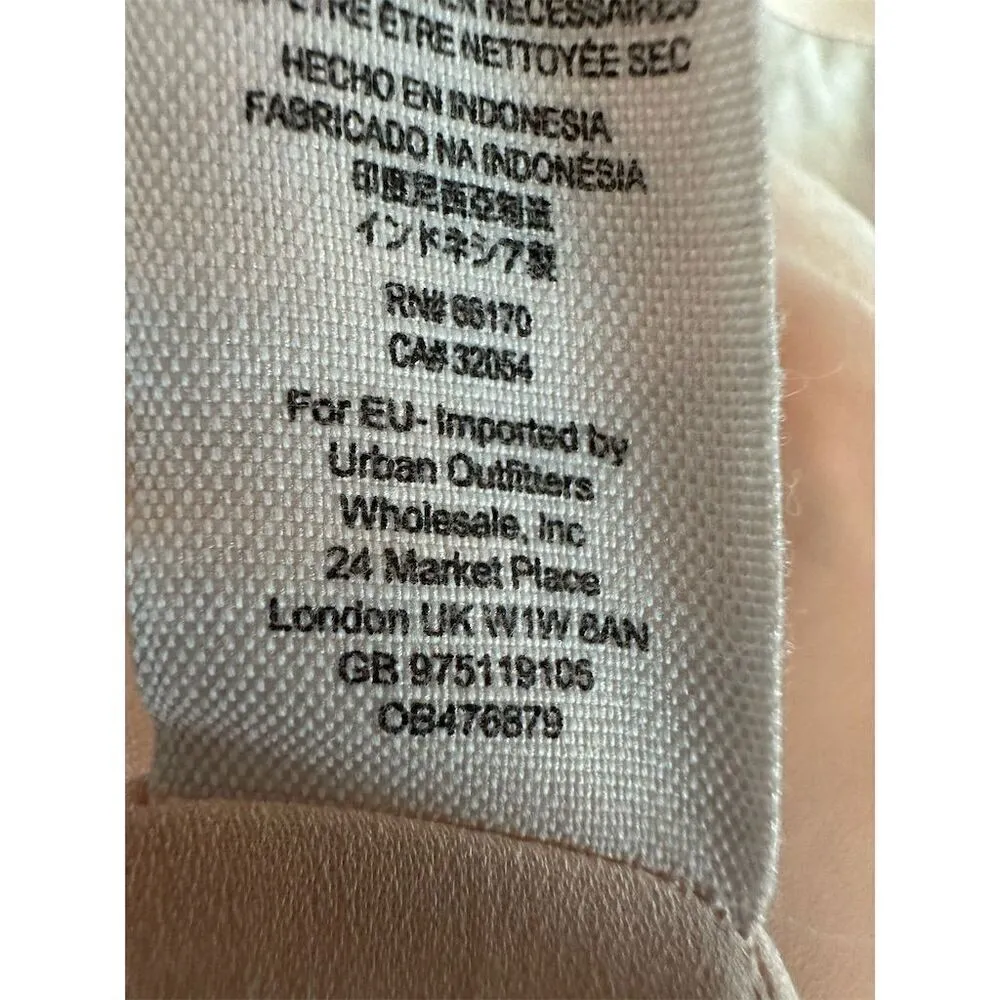 Free People Women's Peach Smocked V Neck Top Small Short Sleeve Casual Blouse - Image 4