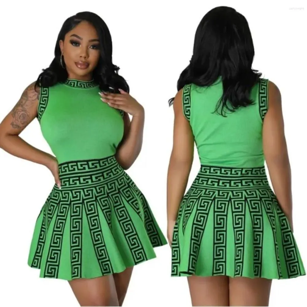 Women’s Casual Short Green Sleeveless Dress Flared Pleated Skirt Size L *READ Size L - Image 15