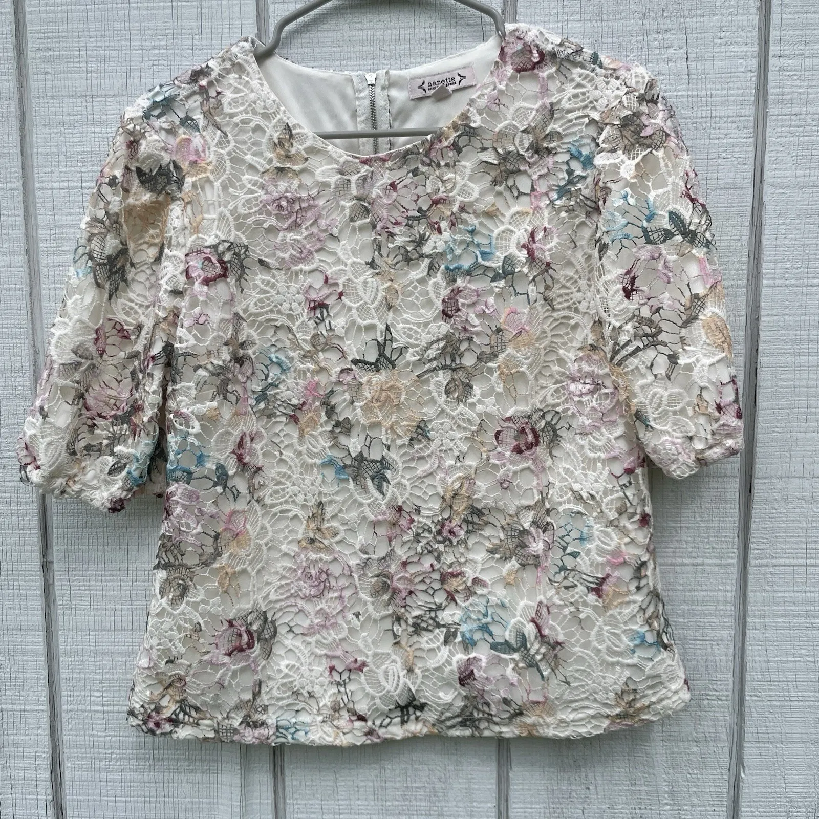 Nanette Lapore Lace Shortsleeved Floral Blouse Dressy Medium M Cream Colorful - Image 2