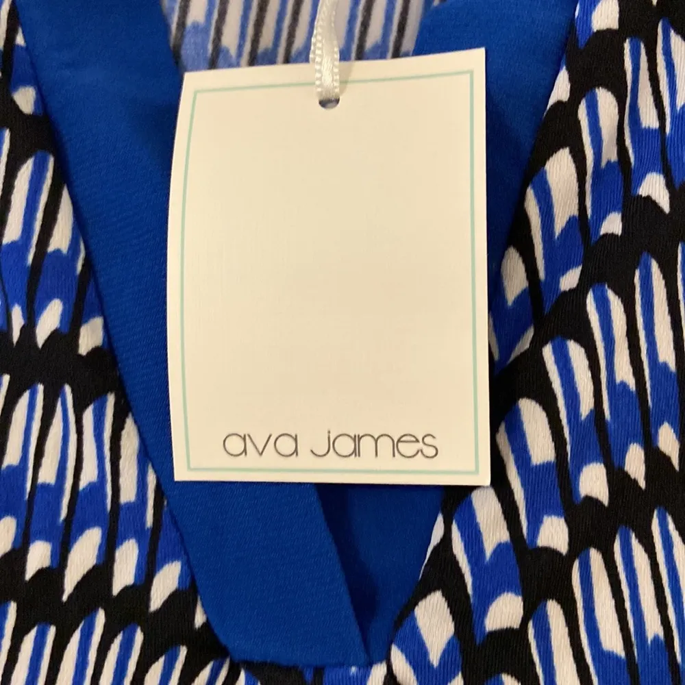 Ava James Shirt size M length 25” bust 30” brand new color blue white black - Image 4