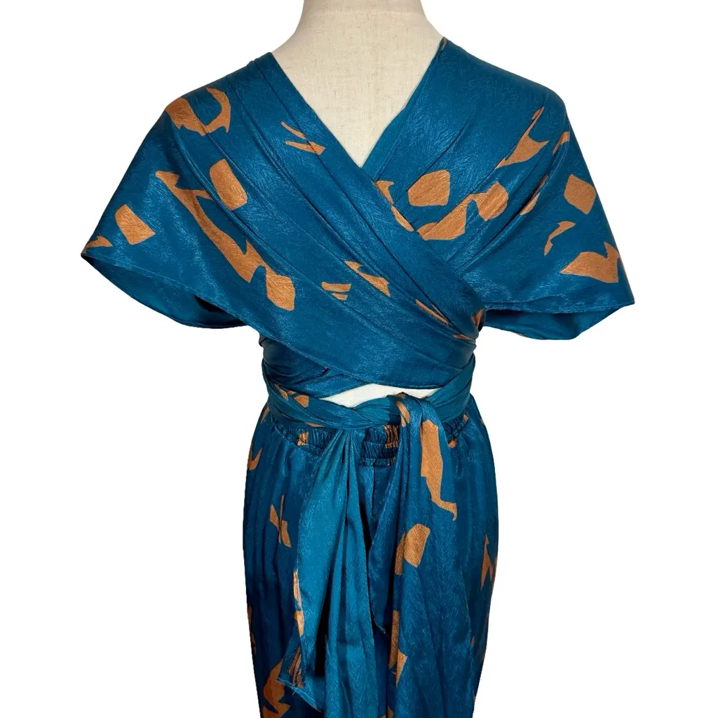 DIARRABLU Umy Abstract Print Convertible Jumpsuit in Yraf Blue 19 Ways to Wear Size M - Image 10