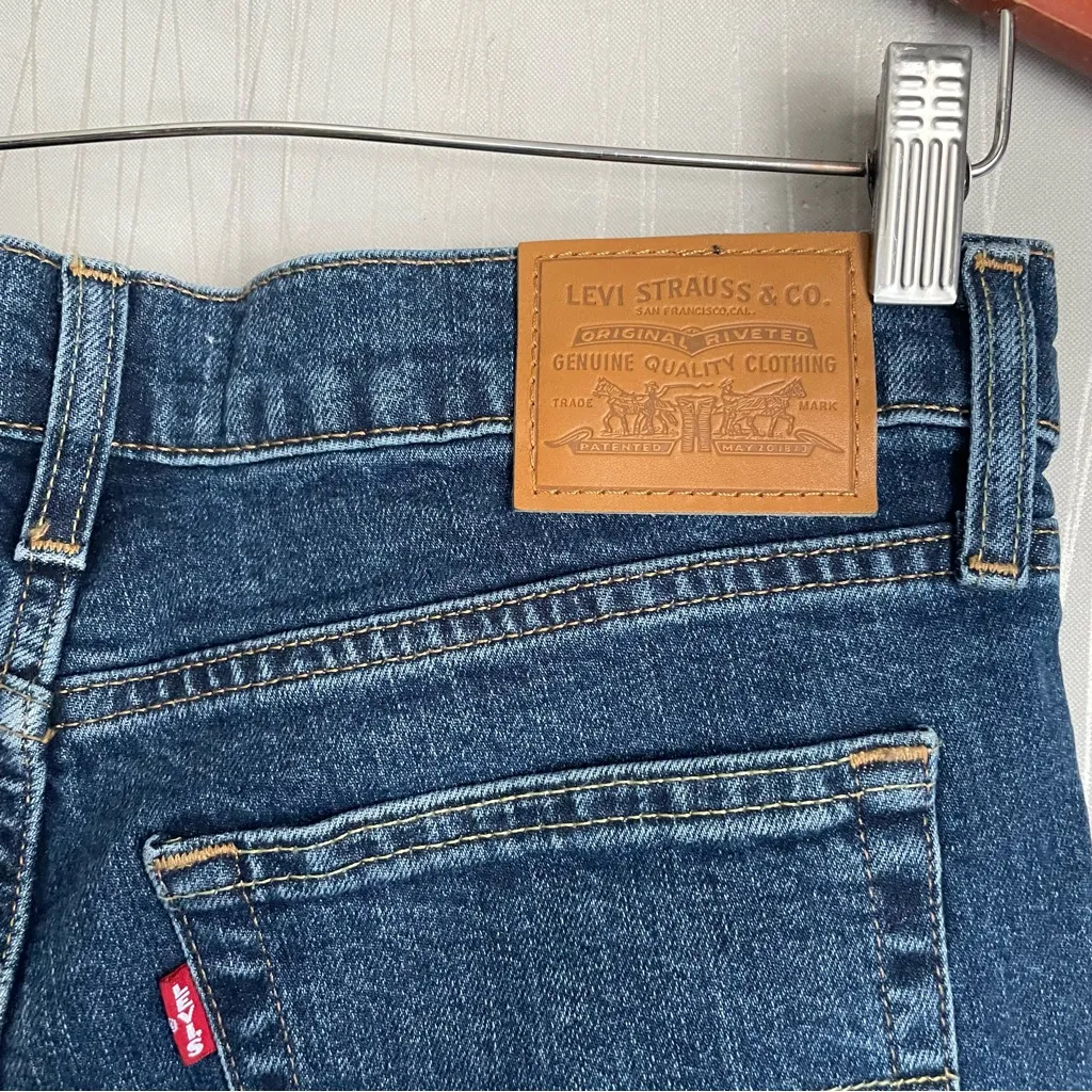 Levi’s 728 Women’s Size 31 High Rise Wide Leg Jeans Woodstock Blue - Image 10