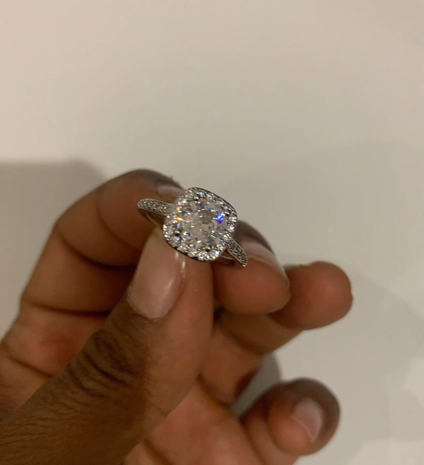 Beverly Hills Boutique Ring... Silver - Image 4