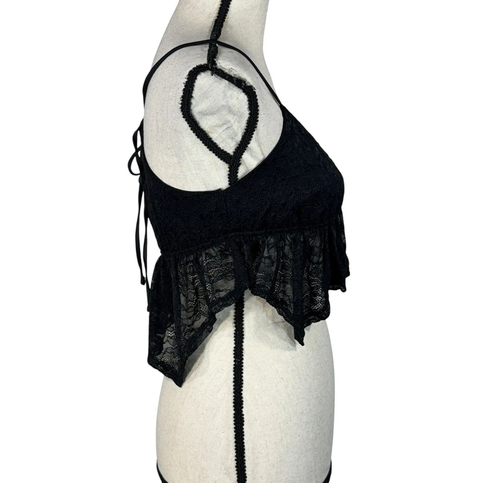 Forever 21 Small Cropped Cami Top Floral Lace Ruffled V-Neck Stretch Adjustable - Image 3