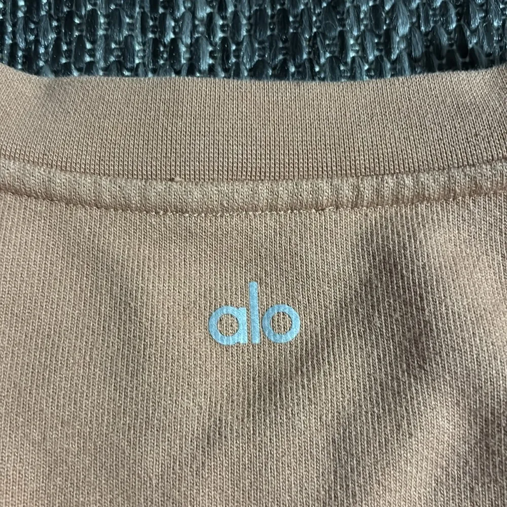 Alo yoga FADE LONG SLEEVE PULLOVER SLASH OUT - Image 4