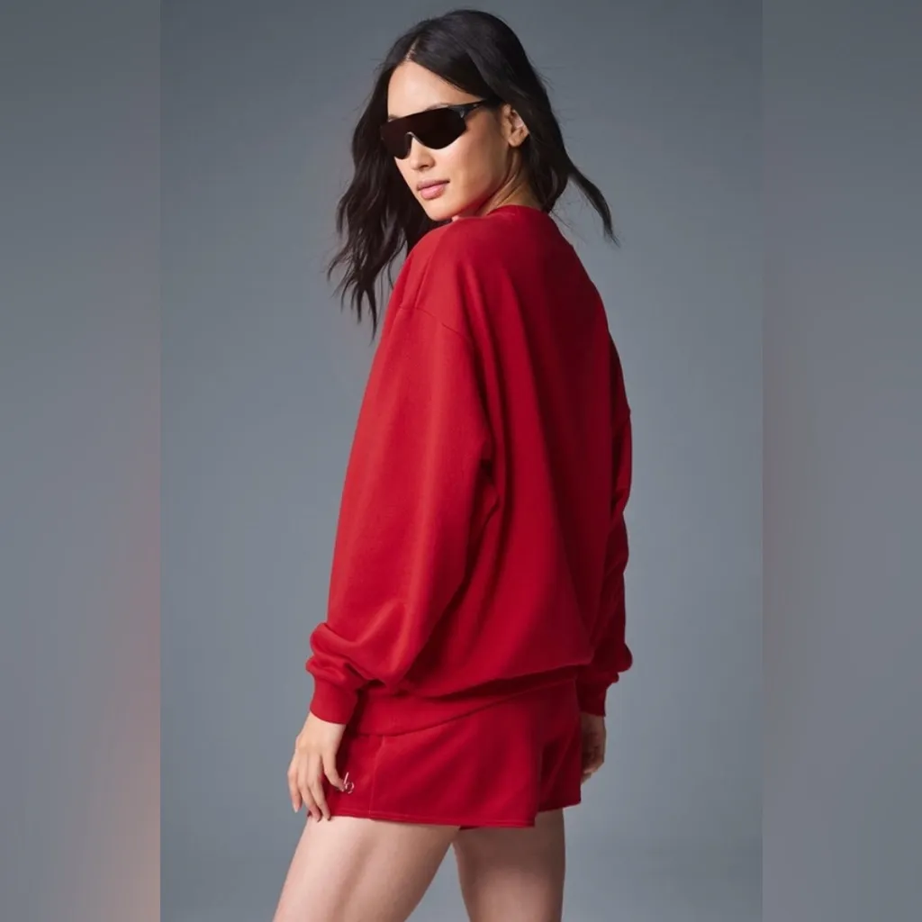 ALO Yoga NWT (SOLD OUT) Accolade Crew Neck Pullover Sweatshirt Bold Red Size L - Image 2