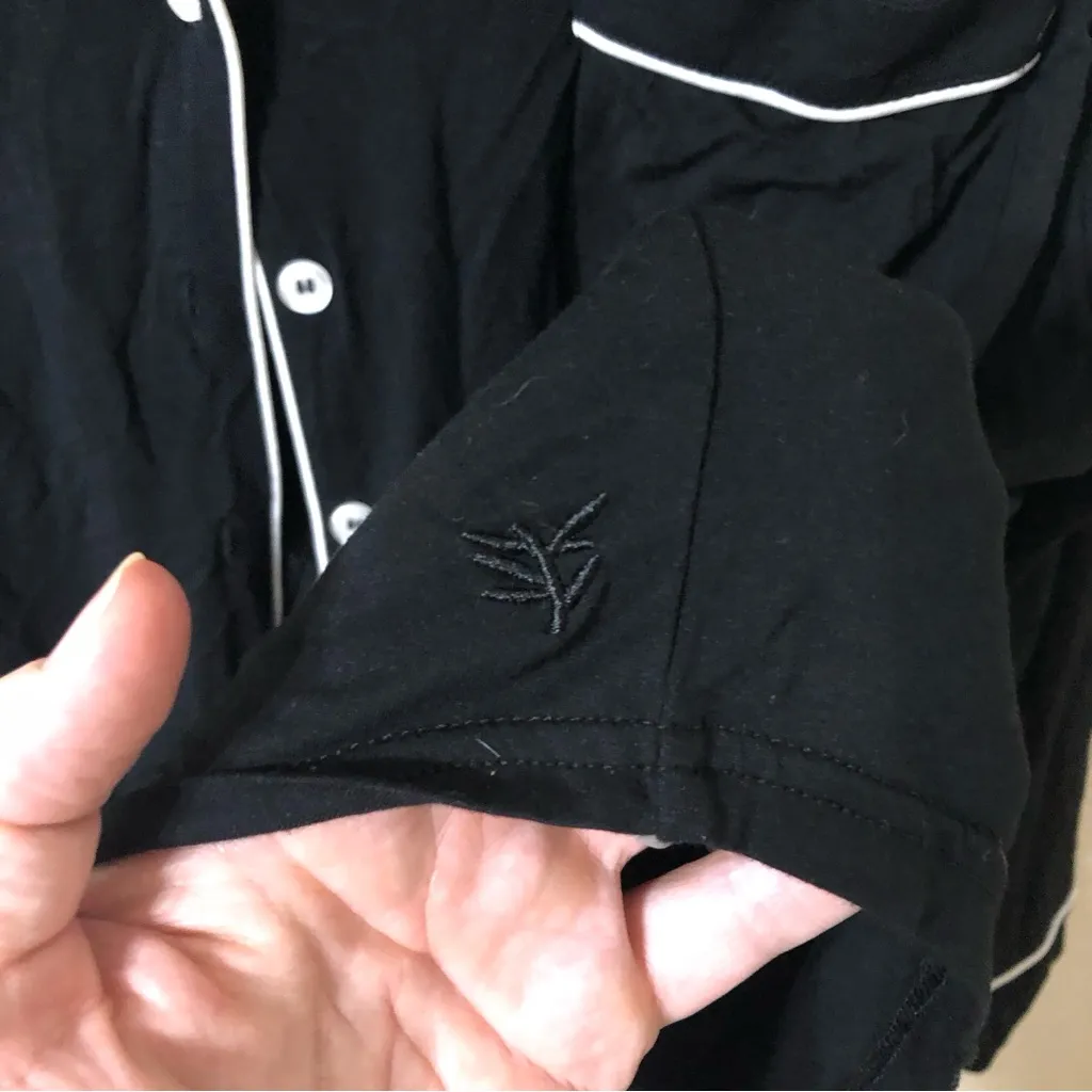 Cozy Earth Women's Bamboo Stretch Knit Long Sleeve Pajama Top in Black - Image 4