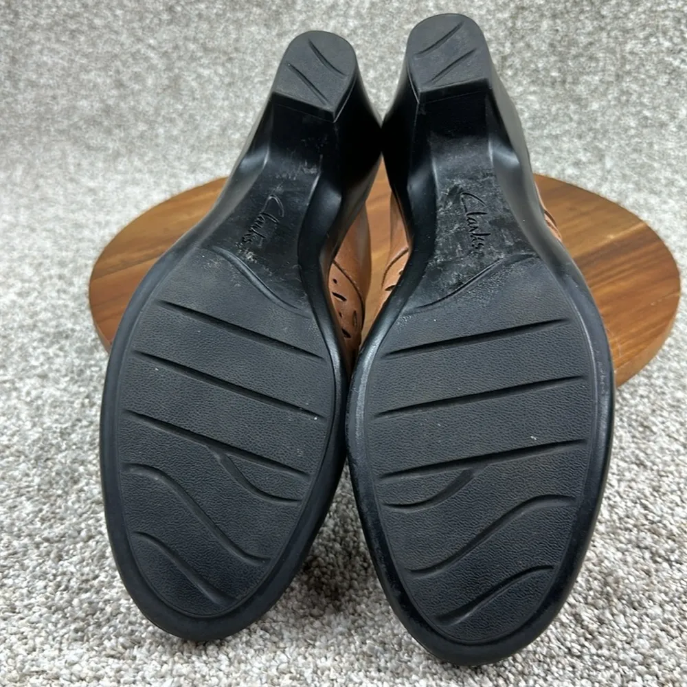Clark’s women’s size 9 - Image 6