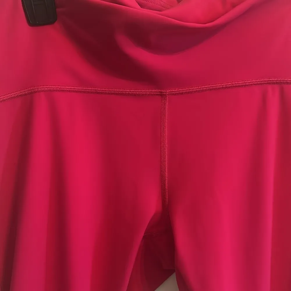 Lululemon Leggings - 23” Hot Pink with Mesh at hem. - Image 4