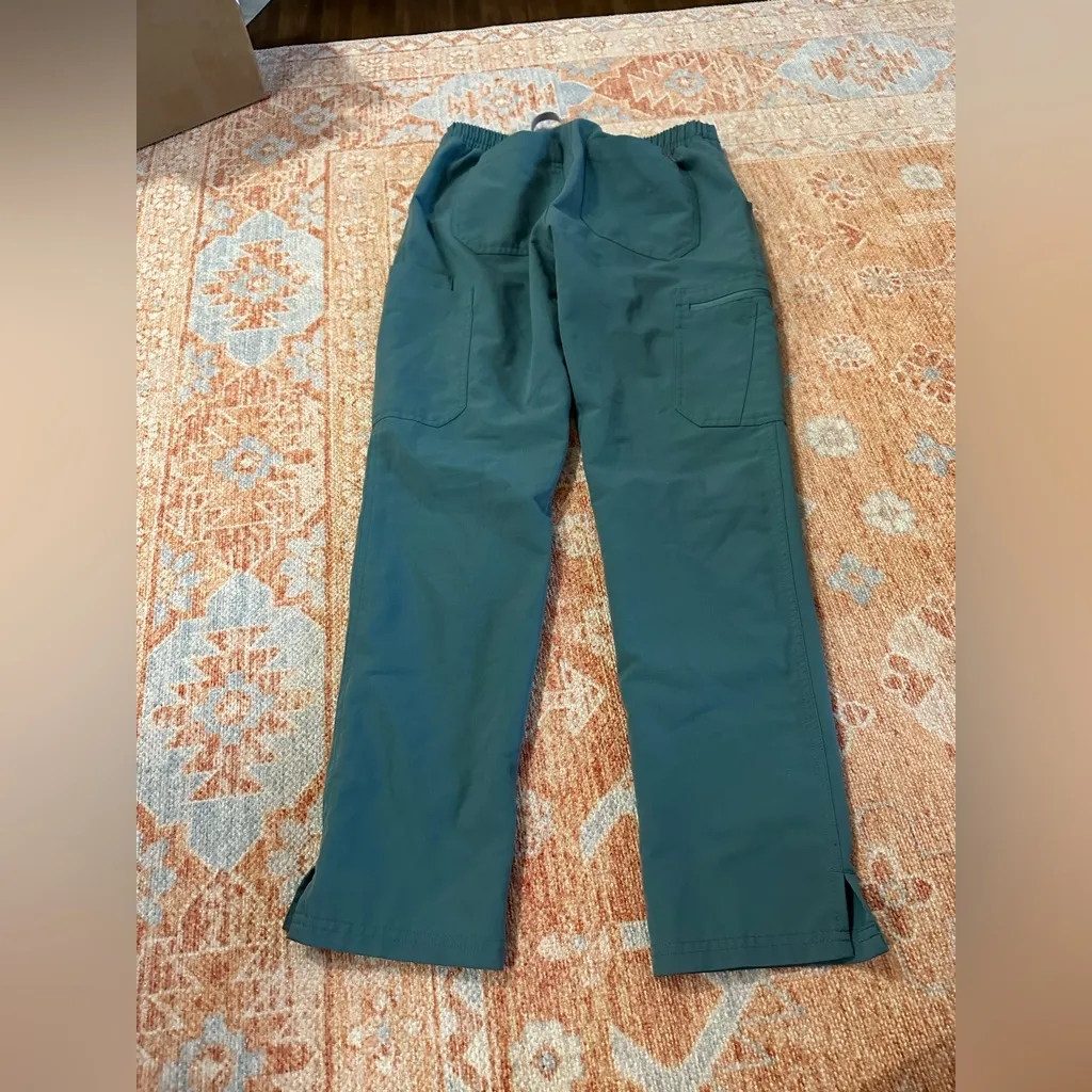 Figs yola skinny scrub pants in hydrogen limited edition color size XS/P - Image 3