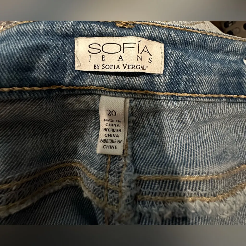 Distressed Bermuda Jean/Denim Shorts. - Image 8