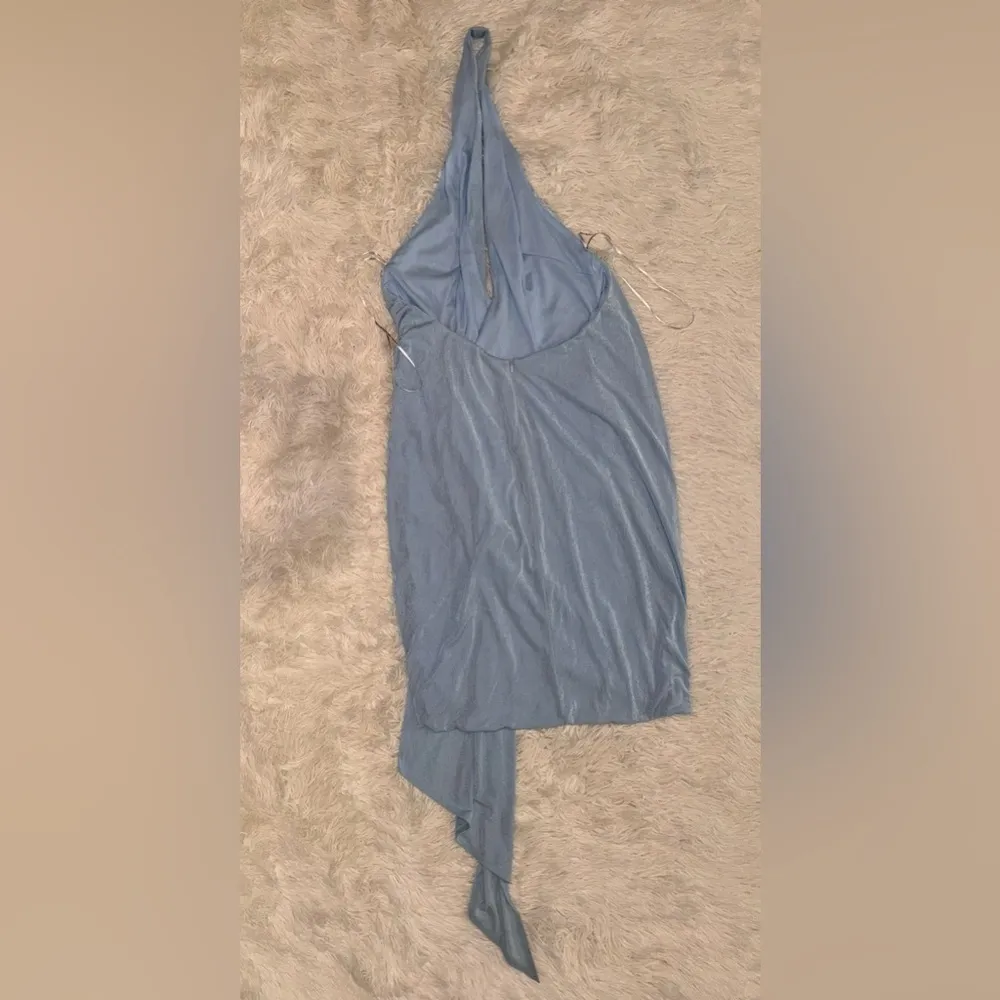 NWOT Katie May Phoebe Plunge Open Back Cocktail Dress in powder blue XXL - Image 4