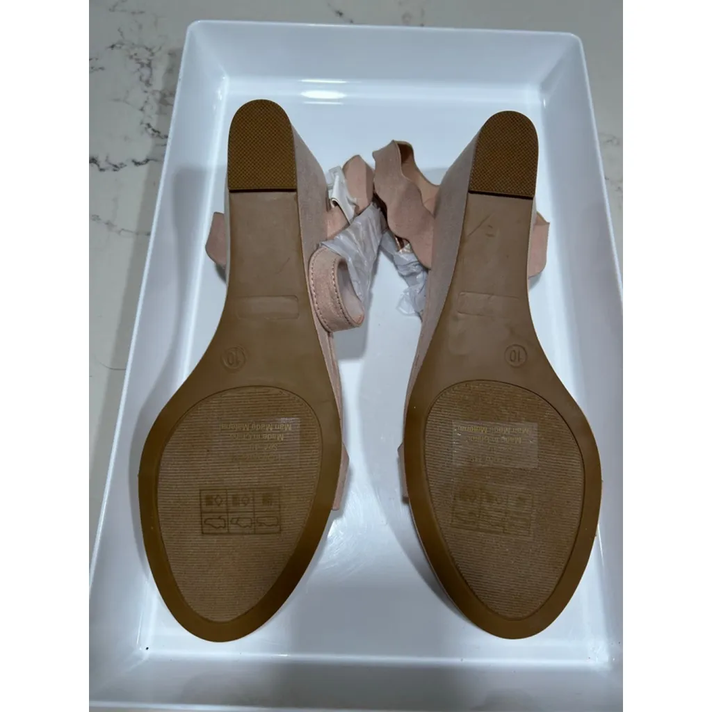 NEW Journee Faux Suede Loucia Wedge Sandals 10 $85 - Image 6