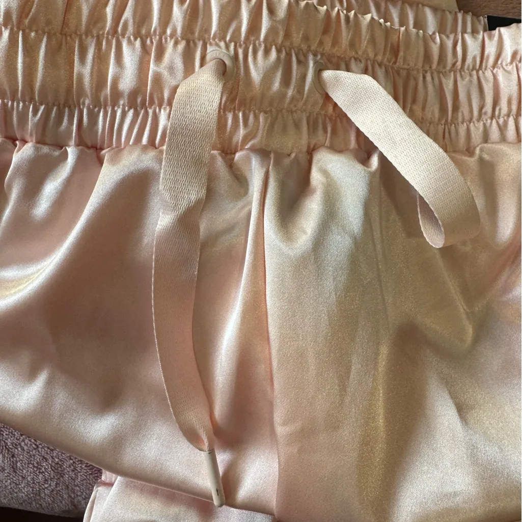 Nike Women's Light Pink Track Pants - Image 7