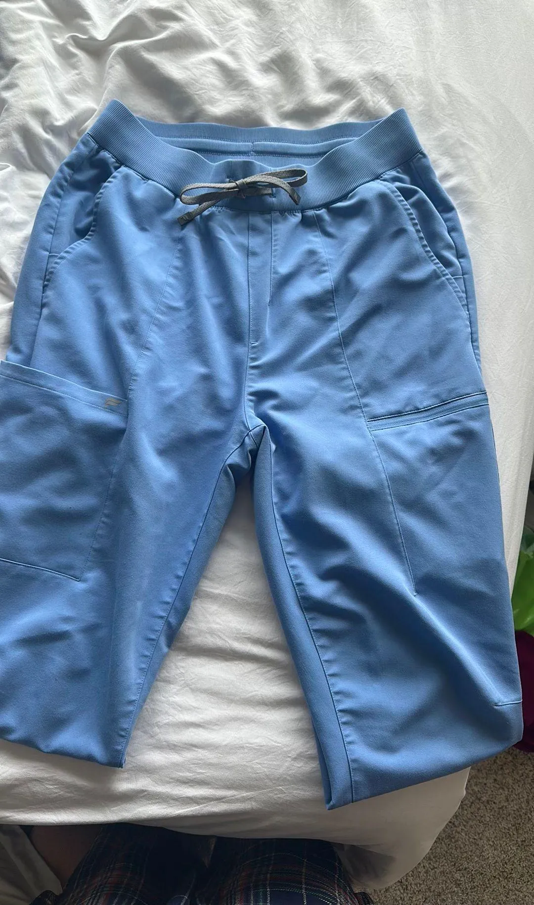 Ceil Blue Scrub Set - Image 2