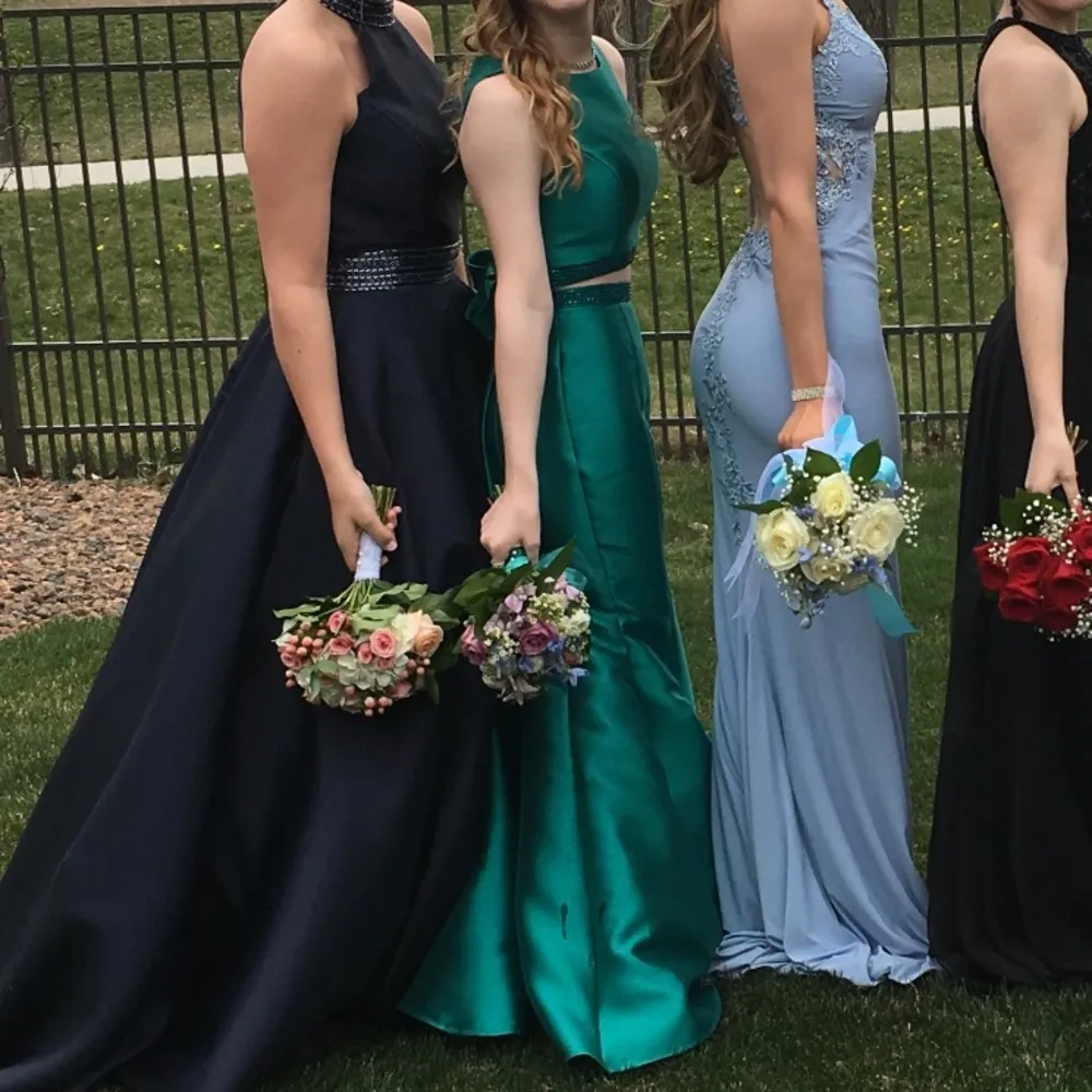 *price negotiable* Jade 2-Piece Mermaid Prom Dress - Image 8